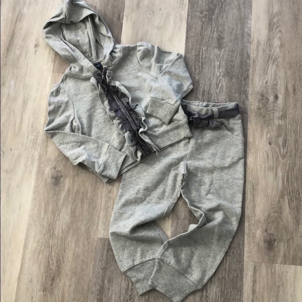 Gap sweat pants and hoodie Set